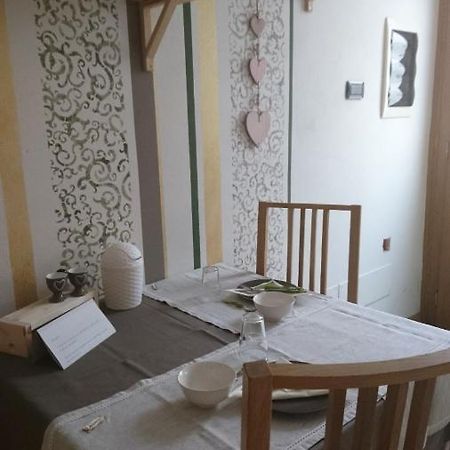 Apartamento Il Gelsomino Valli del Pasubio Exterior foto